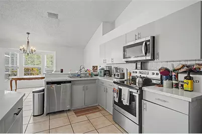 7201 Forestedge Court, New Port Richey, FL 34655 - Photo 9