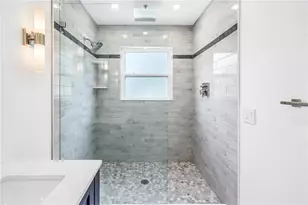 935 42nd Ave N, Saint Petersburg, FL 33703 - Photo 37