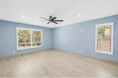 935 42nd Avenue N, Saint Petersburg, FL 33703 - Photo 27