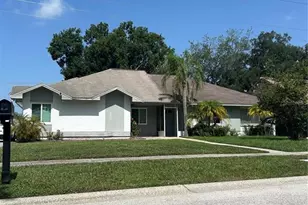 3330 Laurel Dale Dr, Tampa, FL 33618 - Photo 5