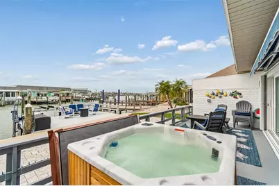 392 Boca Ciega Point Boulevard N, Saint Petersburg, FL 33708 - Photo 31