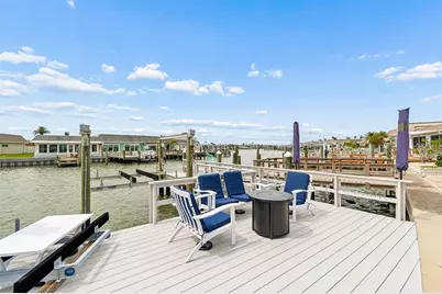 392 Boca Ciega Point Boulevard N, Saint Petersburg, FL 33708 - Photo 33
