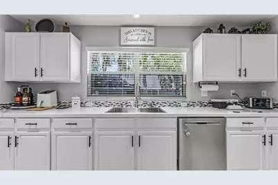 2855 Blackwater Oaks Drive, Mulberry, FL 33860 - Photo 11