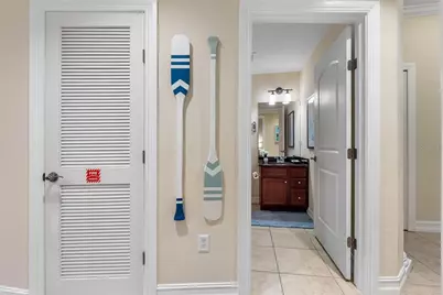 13941 Clubhouse Dr Drive #204, Tampa, FL 33618 - Photo 17