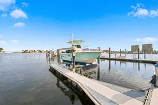 1110 3rd St E, Palmetto, FL 34221 - Photo 15