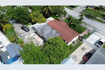 4892 NW 168th Terrace, Opa Locka, FL 33055 - Photo 33