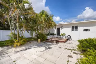 5931 Mangrove St N, Saint Petersburg, FL 33703 - Photo 29