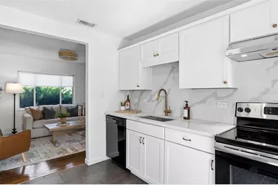 5931 Mangrove Street N, Saint Petersburg, FL 33703 - Photo 11