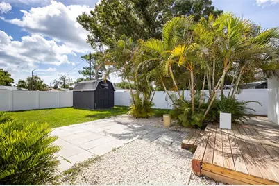 5931 Mangrove Street N, Saint Petersburg, FL 33703 - Photo 23