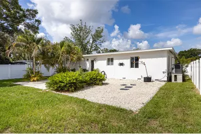 5931 Mangrove Street N, Saint Petersburg, FL 33703 - Photo 23