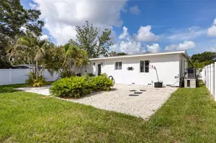 5931 Mangrove St N, Saint Petersburg, FL 33703 - Photo 23
