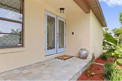 2311 Long Green Court, Valrico, FL 33596 - Photo 7