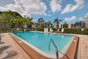 5705 80th St N, Saint Petersburg, FL 33709 - Photo 19