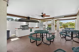 5705 80th St N, Saint Petersburg, FL 33709 - Photo 21
