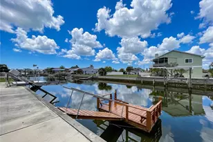 7401 Islander Ln, Hudson, FL 34667 - Photo 7