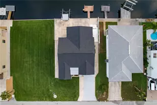 7401 Islander Ln, Hudson, FL 34667 - Photo 3