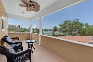 16102 4th St E, Redington Beach, FL 33708 - Photo 25