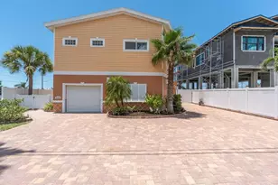 16102 4th St E, Redington Beach, FL 33708 - Photo 3