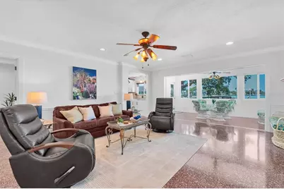 16102 4th Street E, Redington Beach, FL 33708 - Photo 9