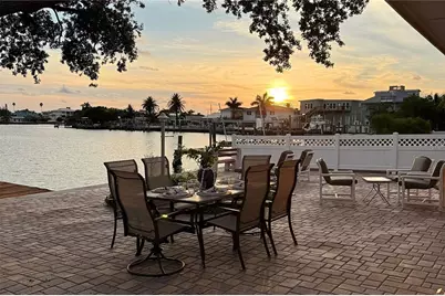 16102 4th Street E, Redington Beach, FL 33708 - Photo 1