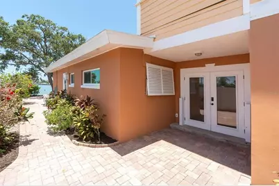 16102 4th Street E, Redington Beach, FL 33708 - Photo 5