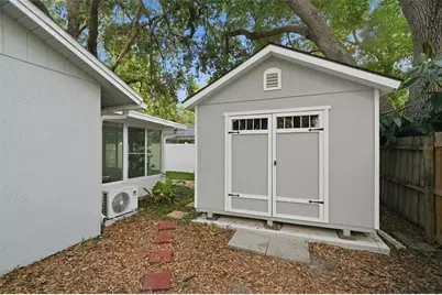 201 Arbor Glen Drive, Palm Harbor, FL 34683 - Photo 25