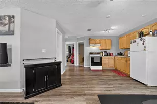 397 SW 2nd St, Largo, FL 33770 - Photo 15