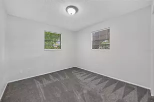 397 SW 2nd St, Largo, FL 33770 - Photo 9