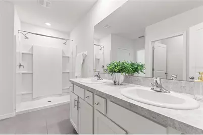 10823 Trailing Vine Drive, Tampa, FL 33610 - Photo 29