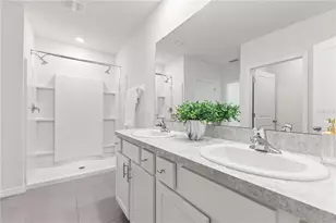 10823 Trailing Vine Dr, Tampa, FL 33610 - Photo 29