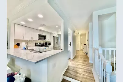 5220 S Russell Street #32, Tampa, FL 33611 - Photo 13