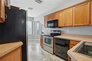 9913 Edmonton Dr, Land O Lakes, FL 34638 - Photo 7