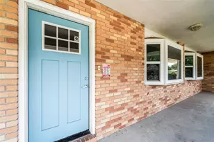 710 Debra Lynne Dr, Brandon, FL 33511 - Photo 3