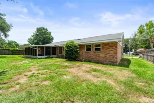 710 Debra Lynne Dr, Brandon, FL 33511 - Photo 43