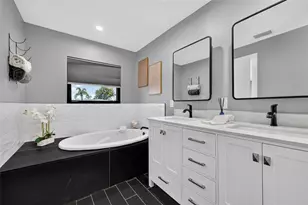 9622 NE Oak St, Saint Petersburg, FL 33702 - Photo 27