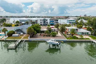 216 Punta Vista Dr, Saint Pete Beach, FL 33706 - Photo 15