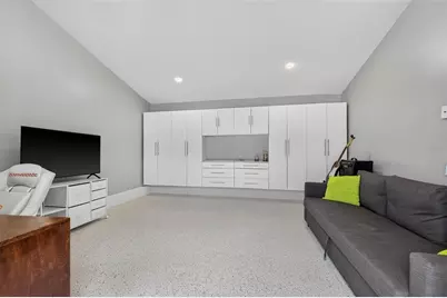 5810 20th Avenue S, Saint Petersburg, FL 33707 - Photo 37