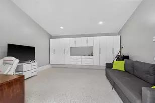 5810 20th Ave S, Saint Petersburg, FL 33707 - Photo 37