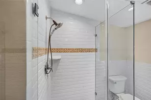 5810 20th Ave S, Saint Petersburg, FL 33707 - Photo 27