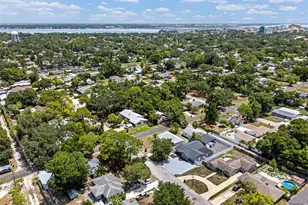 1305 29th St W, Bradenton, FL 34205 - Photo 9