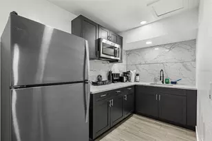 1305 29th St W, Bradenton, FL 34205 - Photo 53