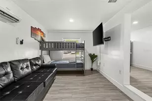 1305 29th St W, Bradenton, FL 34205 - Photo 31