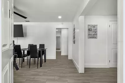 1305 29th Street W, Bradenton, FL 34205 - Photo 13