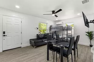 1305 29th St W, Bradenton, FL 34205 - Photo 15