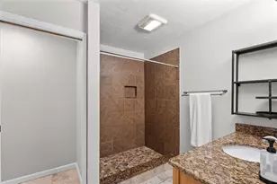2517 W Tennessee Ave, Tampa, FL 33629 - Photo 25