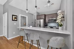 400 4th Ave S, Saint Petersburg, FL 33701 - Photo 9