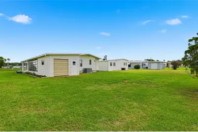 36642 Lakewood Drive, Zephyrhills, FL 33542 - Photo 25