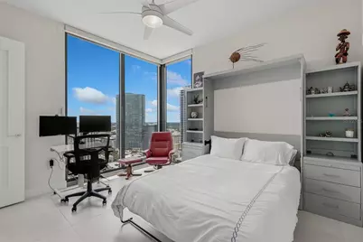 301 1st Street S #2705, Saint Petersburg, FL 33701 - Photo 45