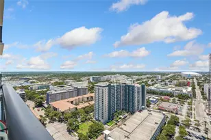 301 1st St S, Saint Petersburg, FL 33701 - Photo 29