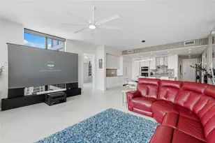 301 1st St S, Saint Petersburg, FL 33701 - Photo 21